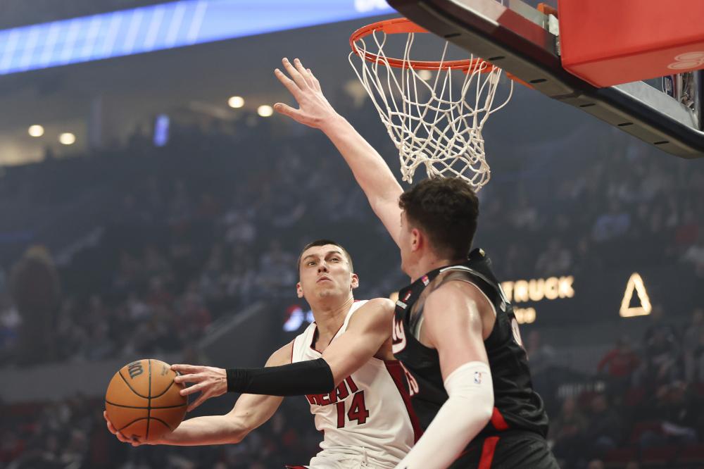 一支业余球 一支业余球